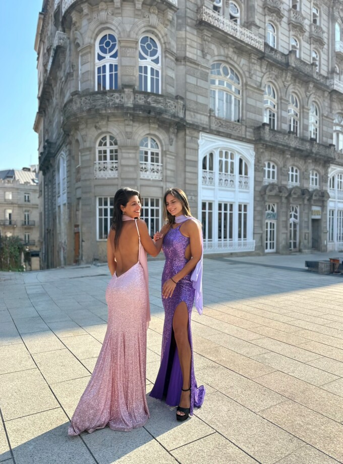 Vestido Lentejuelas Halter Abertura