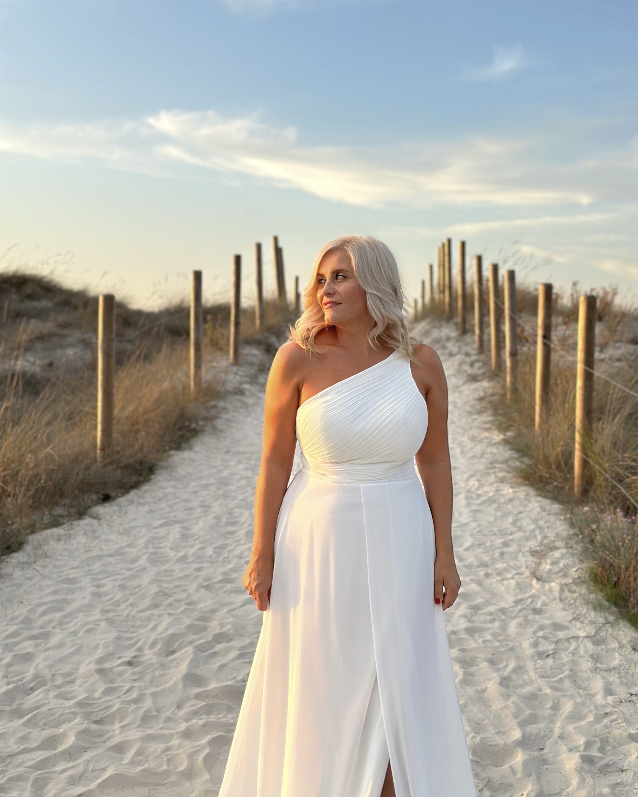 Vestido Antía Abertura Novia