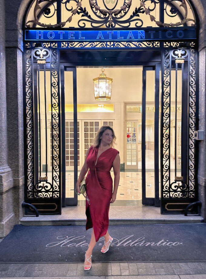 Vestido Seda Escote Nudo