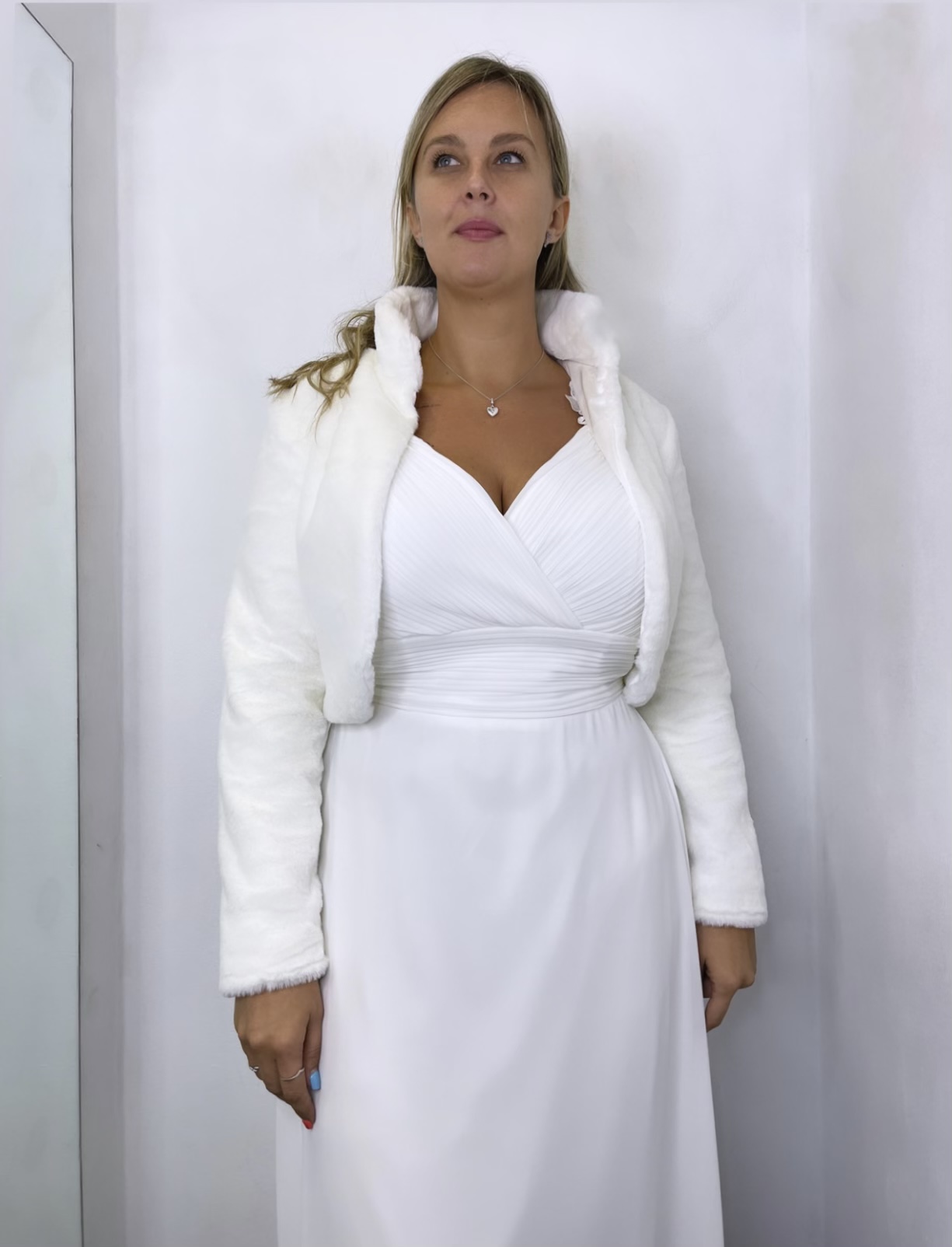Chaqueta Pelo Cuello Blanco