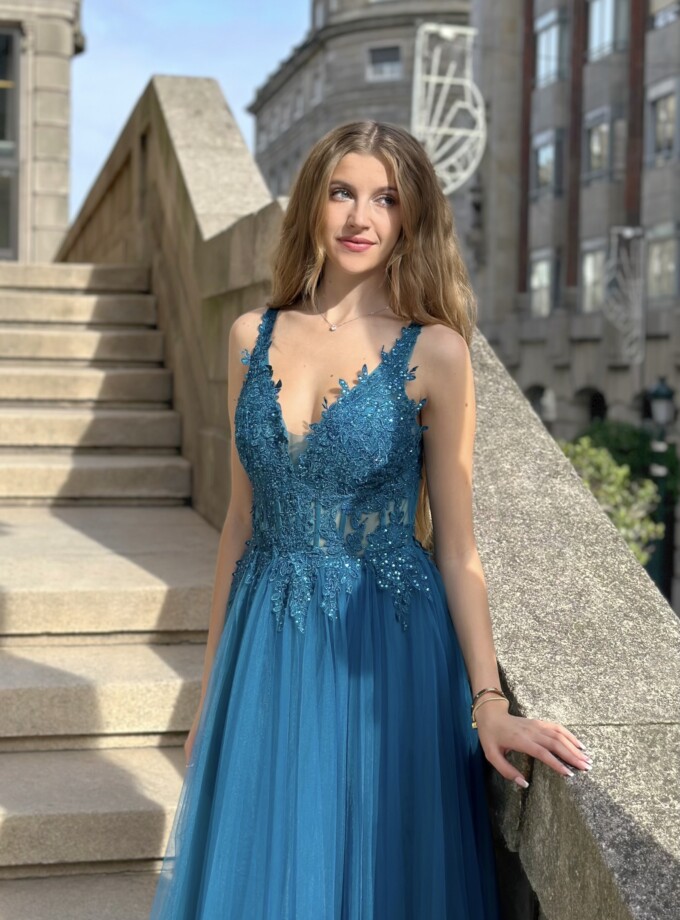 Vestido Tul Largo Corsé Abertura