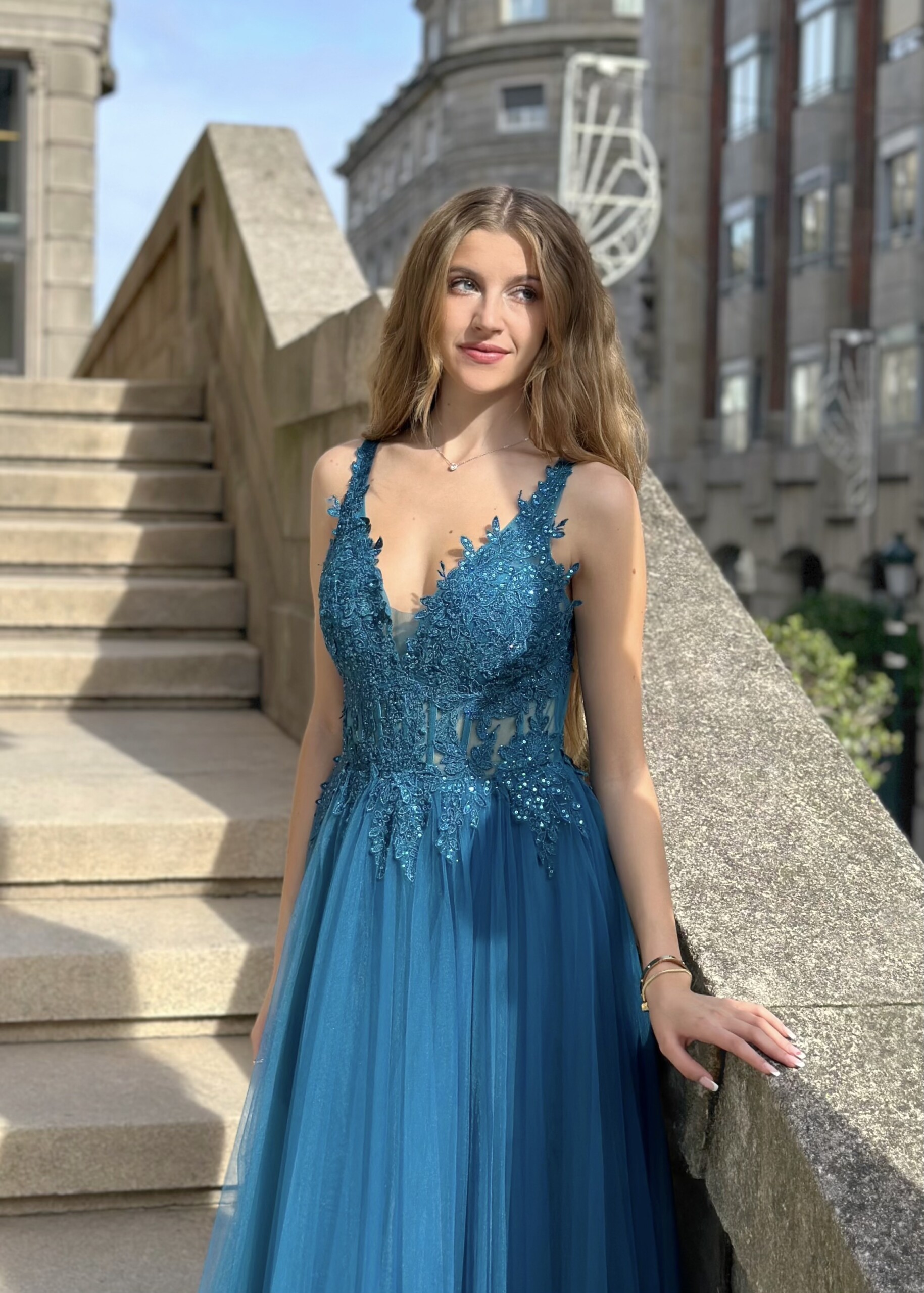 Vestido Tul Largo Corsé Abertura