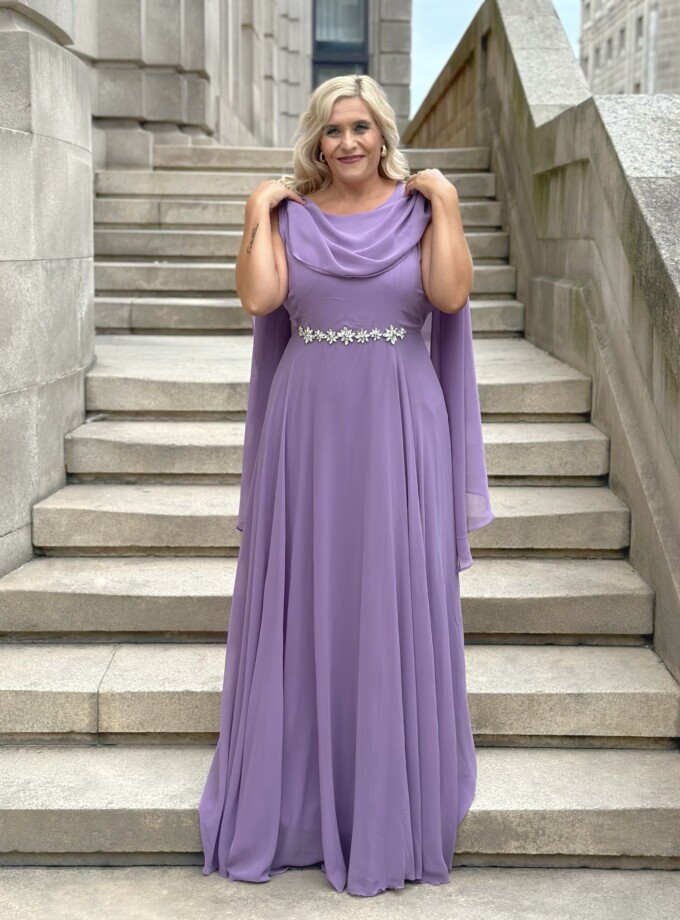 Vestido Capa Larga Aplique Brillos Curvy