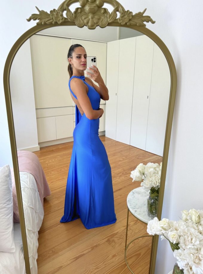 Vestido Seda Atado Cuello