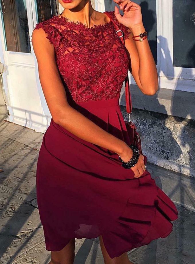 Vestido Encaje Corto Curvy