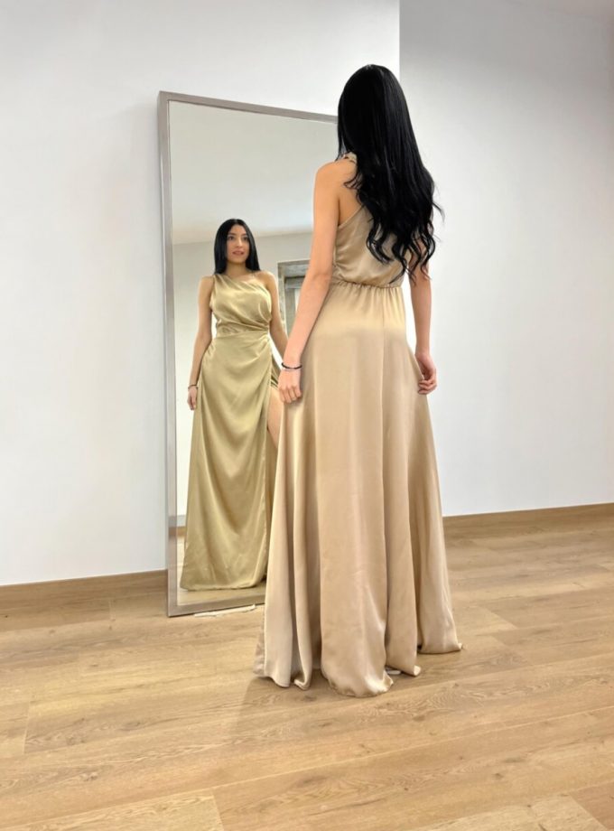 Vestido Asimétrico Seda Cola