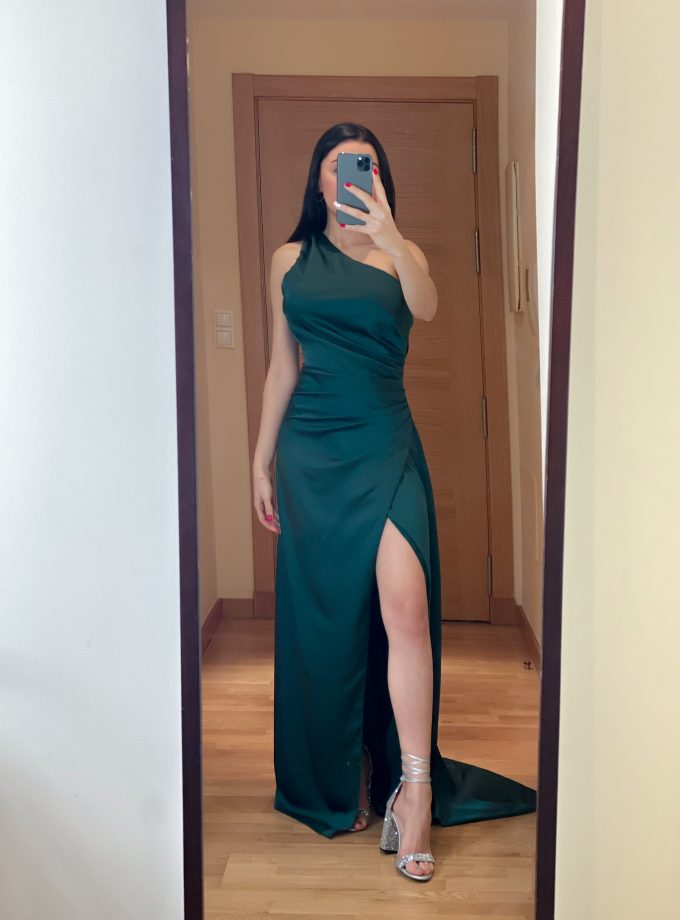 Vestido Asimétrico Seda Cola