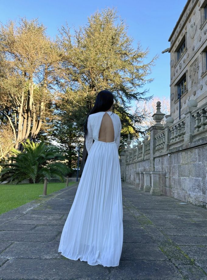 Vestido Tablas Espalda Novia
