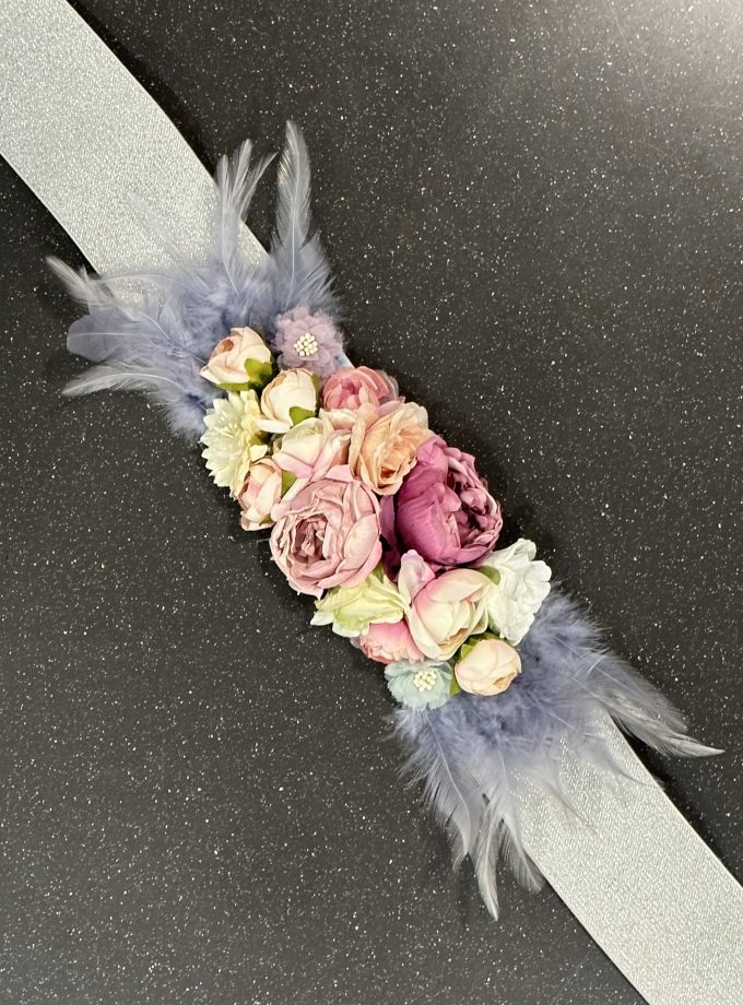 Cinturón Floral Elástico Plumas Plata
