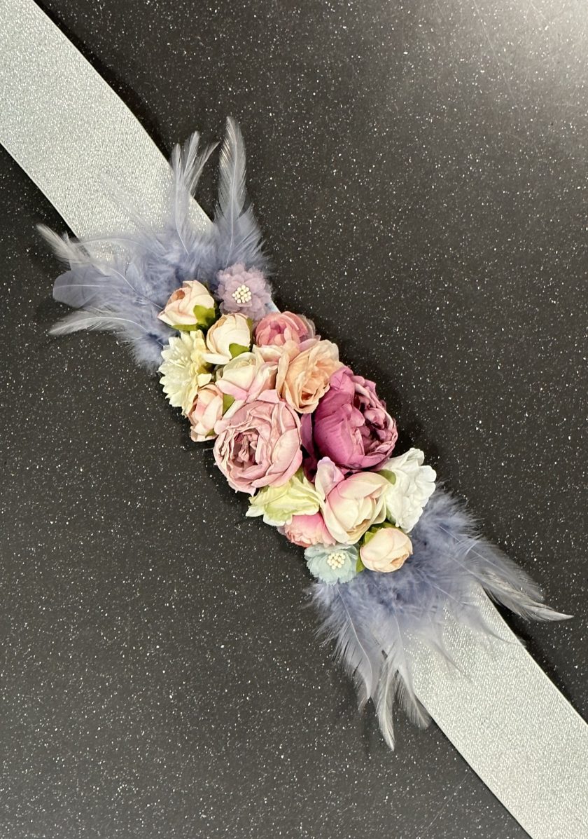 Cinturón Floral Elástico Plumas Plata