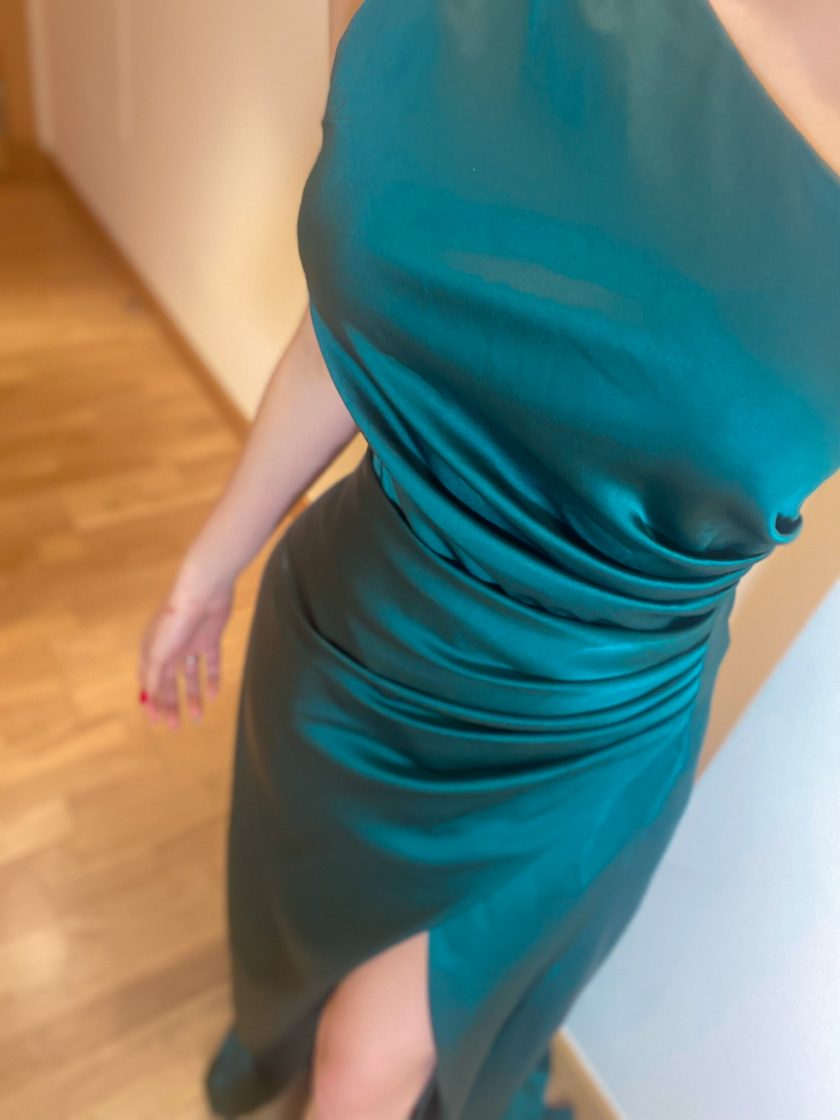Vestido Asimétrico Seda Cola - Imagen 18
