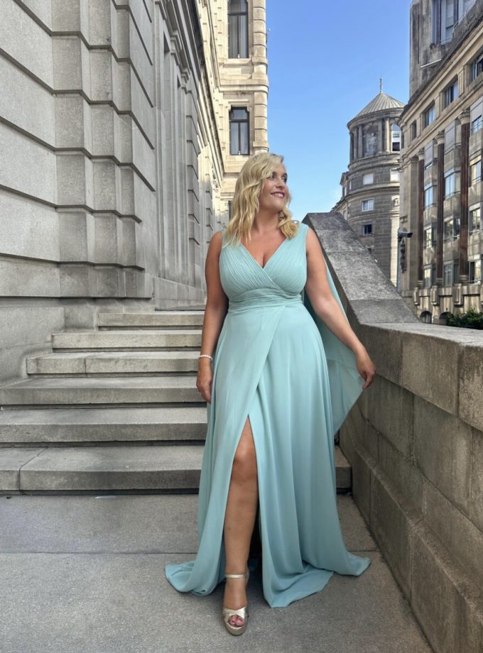 Vestido Analia Abertura Curvy