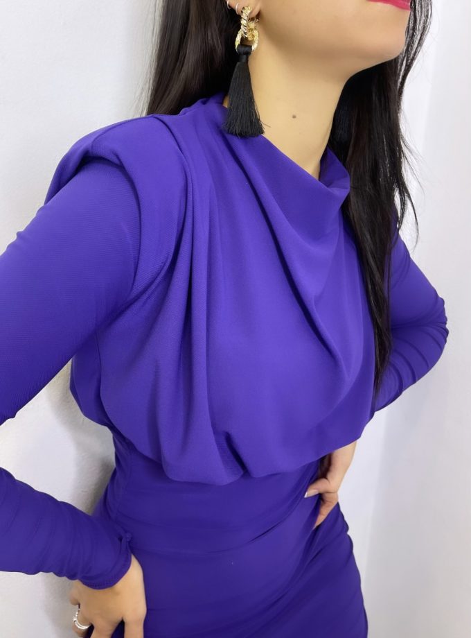 Vestido Hombreras Mangas