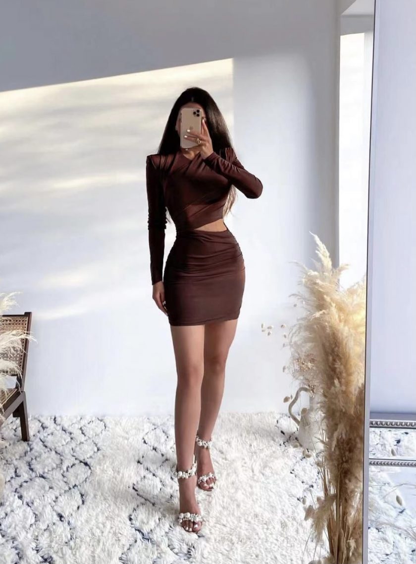 Vestido Hombreras Abertura - Imagen 4