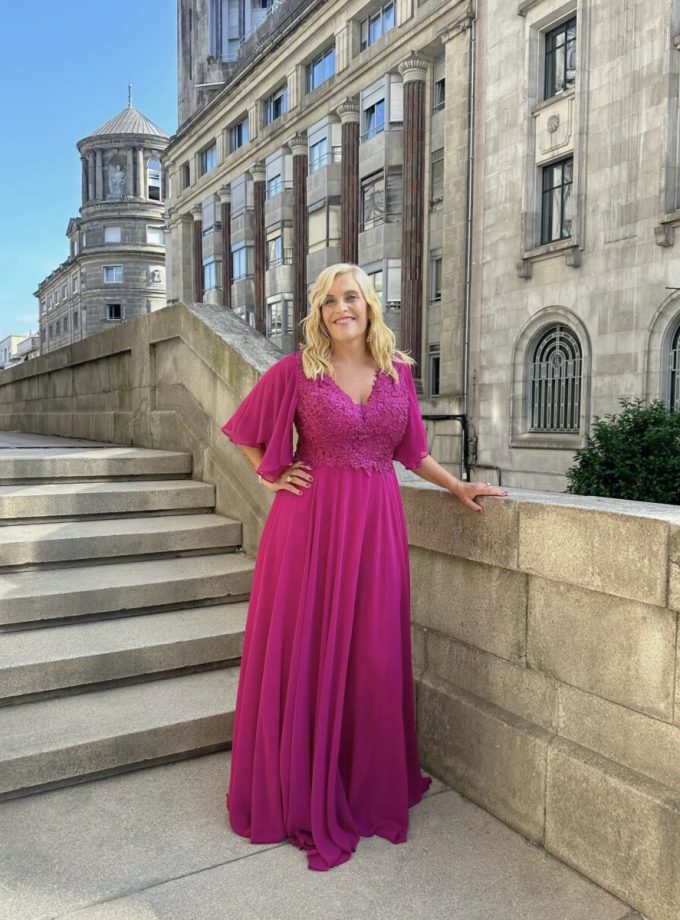 Vestido Encaje Espalda Mangas Curvy