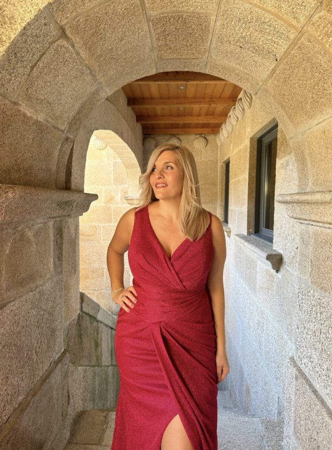 Vestido Sirena Brillos Volante Curvy