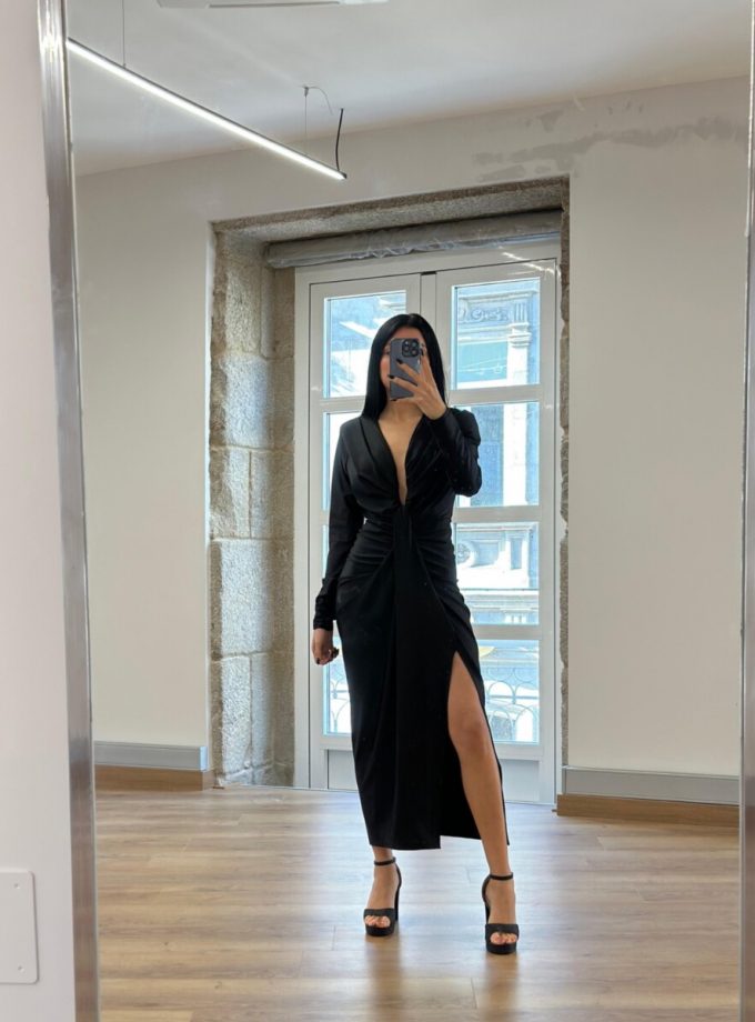 Vestido Seda Escote Nudo Mangas