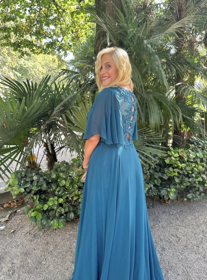 Vestido Encaje Espalda Mangas Curvy