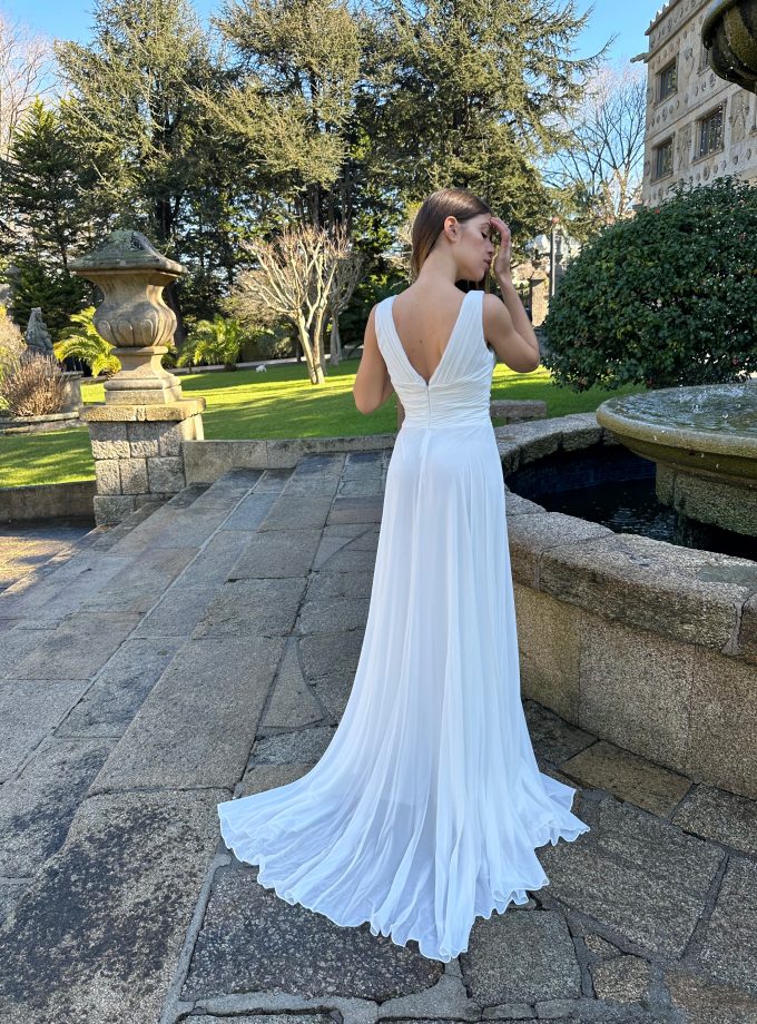 Vestido Dalia Escote Novia