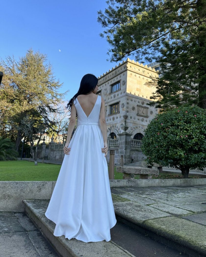 Vestido Asimétrico Novia - Imagen 3