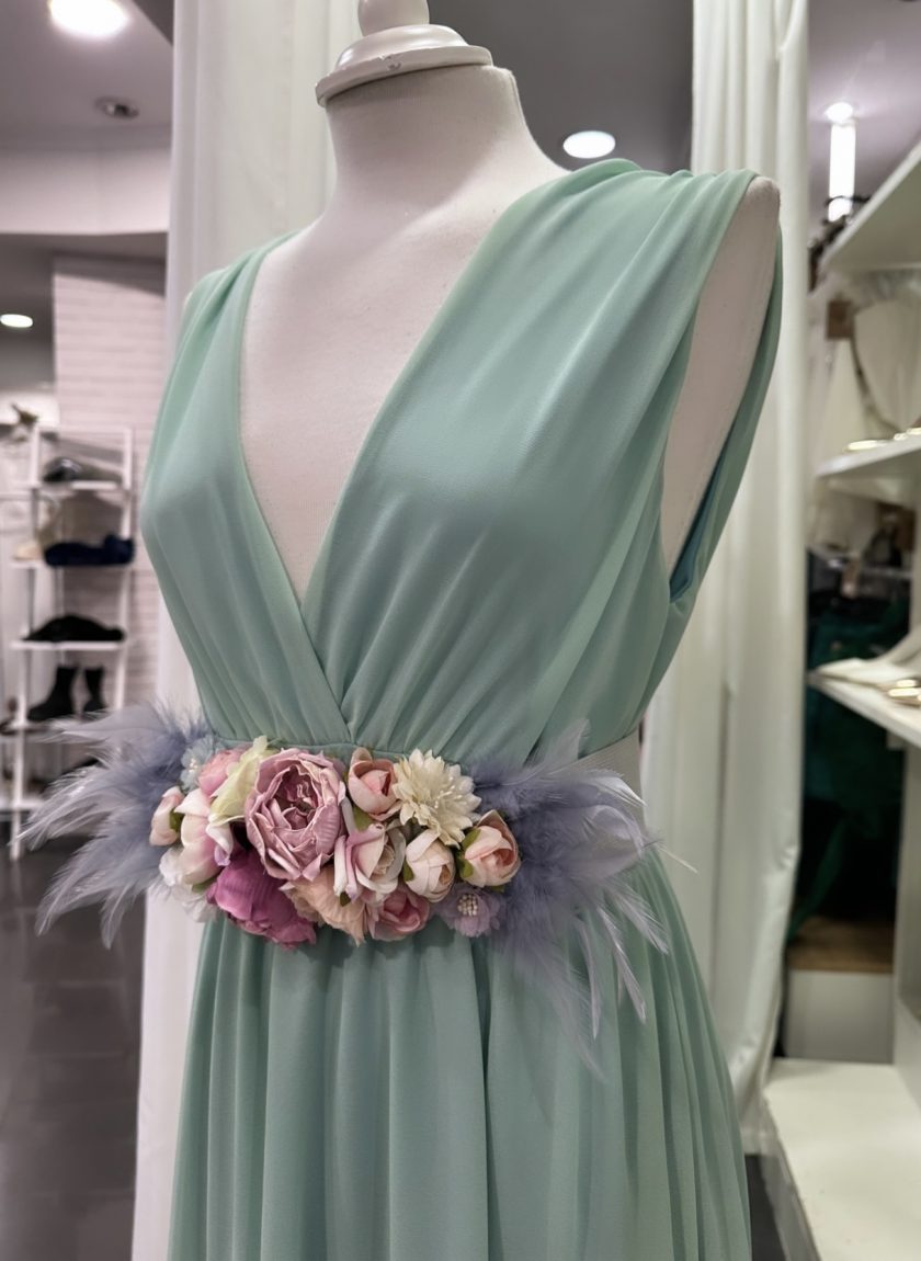 Cinturón Floral Elástico Plumas Plata
