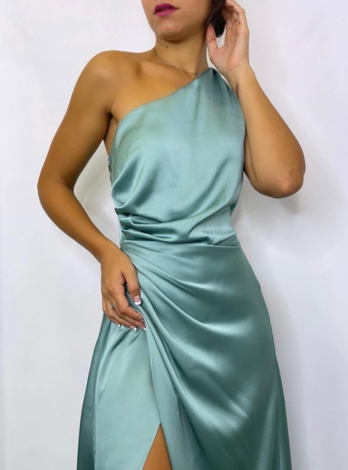 Vestido Asimétrico Seda Cola