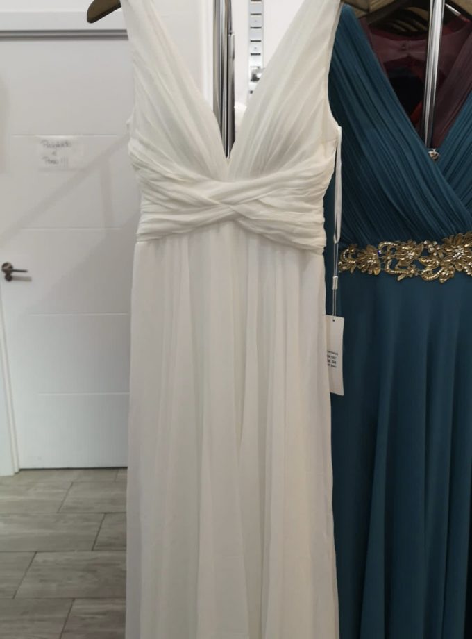 Vestido Dalia Escote Novia