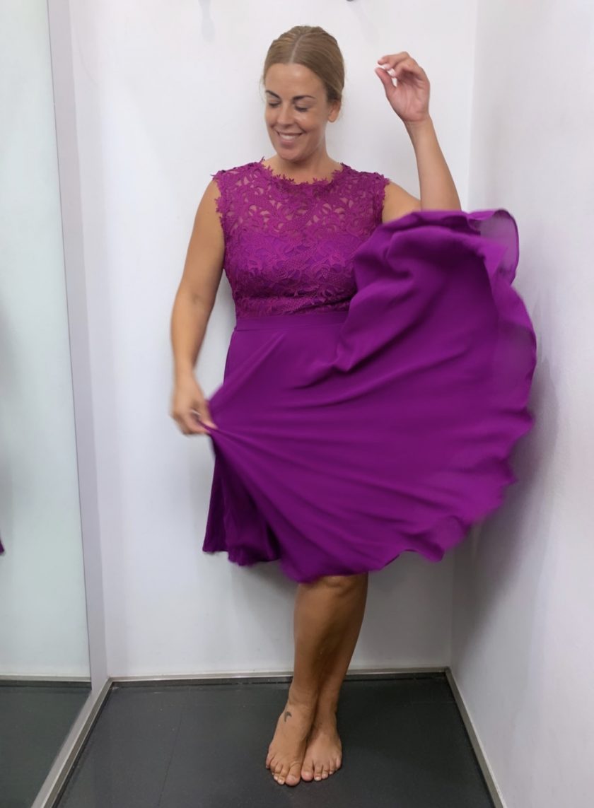 Vestido Encaje Corto Curvy - Imagen 9