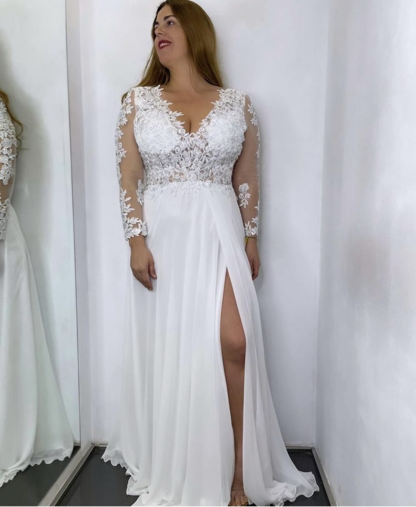 Vestido Dama Mangas Abertura Novia Curvy - Imagen 4
