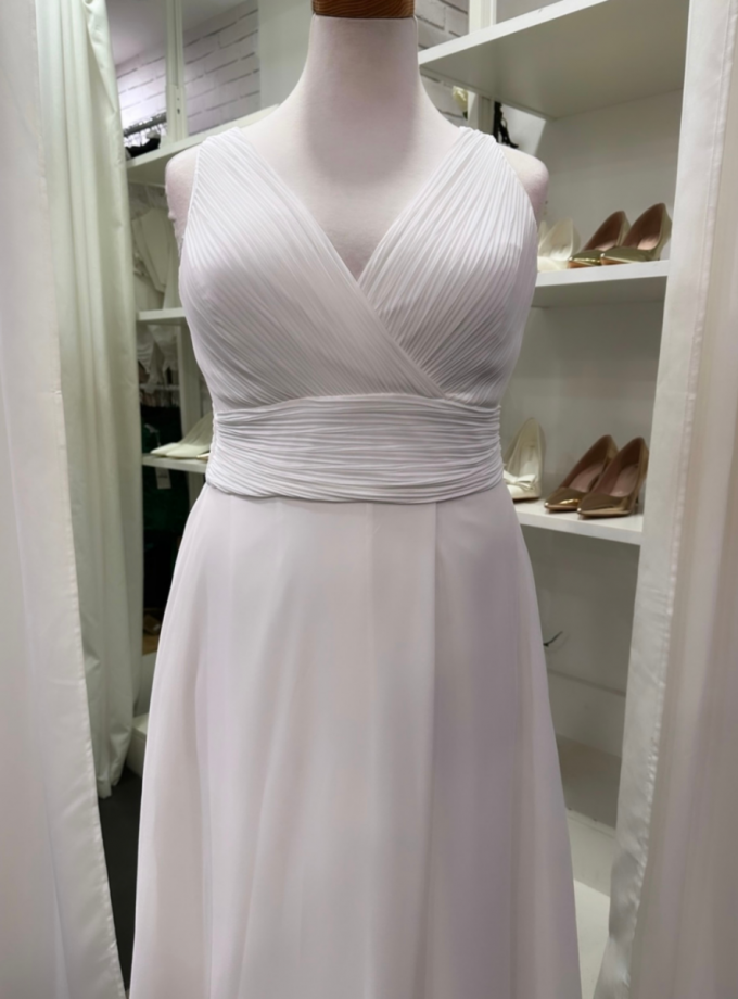 Vestido Analia Abertura Curvy Novia
