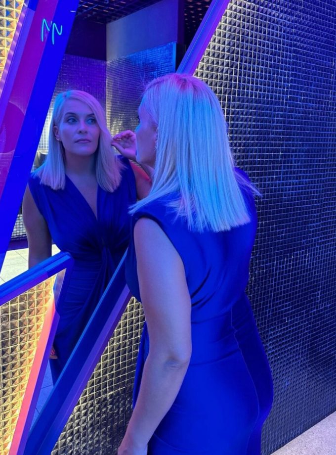 Vestido Seda Escote Nudo