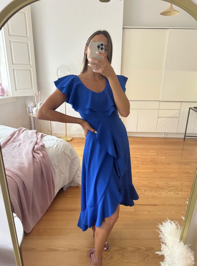 Vestido Volantes Hombros Abertura