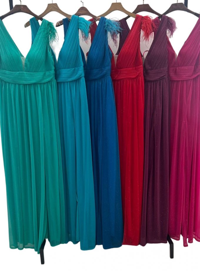 Vestido Plumas Hombros Curvy