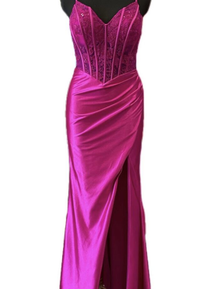 Vestido Seda Corpiño Varillas