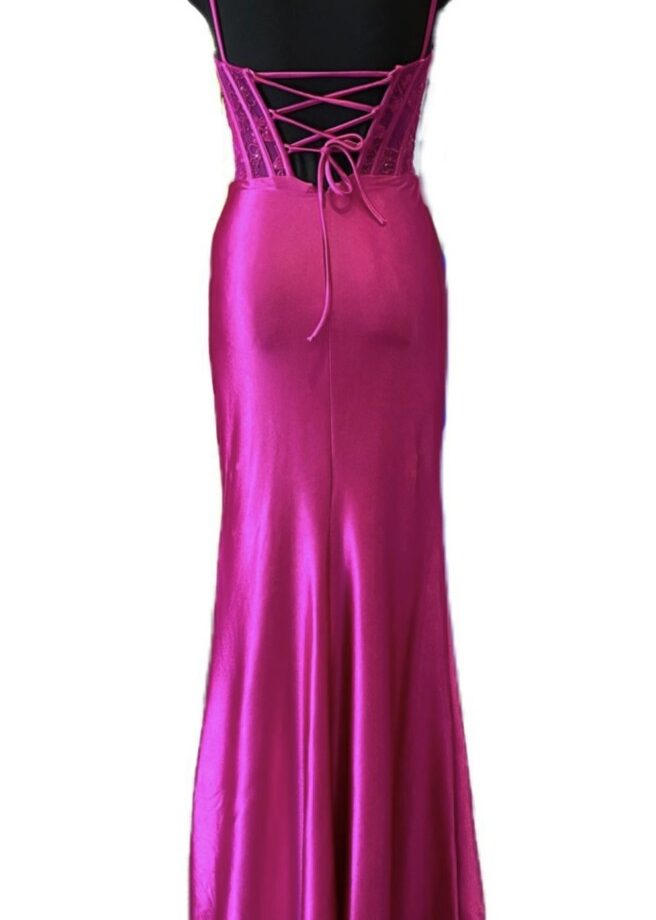 Vestido Seda Corpiño Varillas