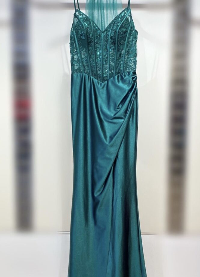 Vestido Seda Corpiño Varillas