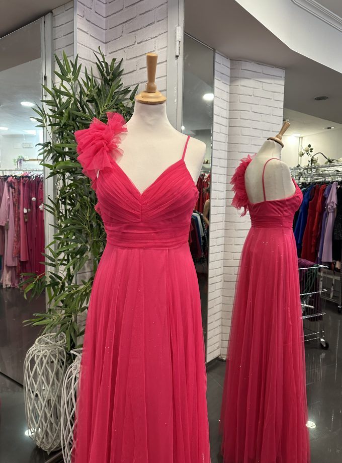 Vestido Tul Abertura Hombro Brillo