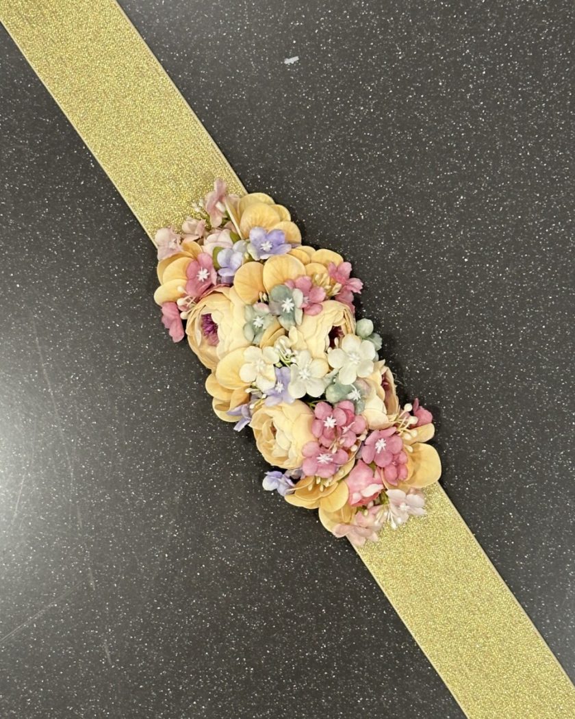 Cinturón Floral Elástico Dorado