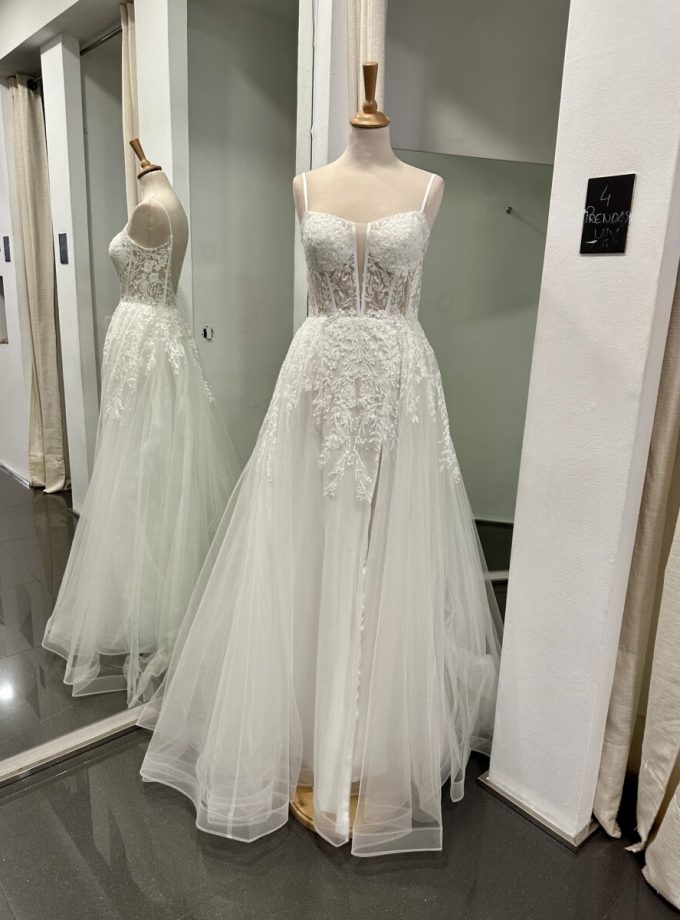 Vestido Tul Sobre Falda Novia