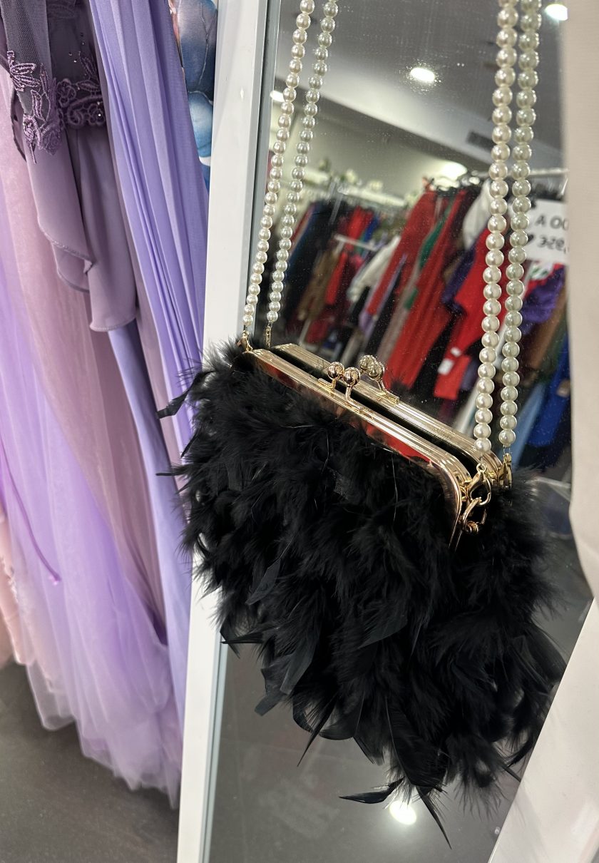 Bolso Plumas Perlas