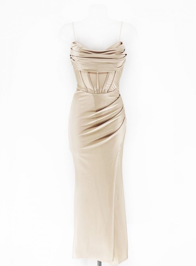 Vestido Seda Varillas