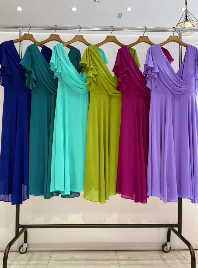 Vestido Curvy Midi Basic