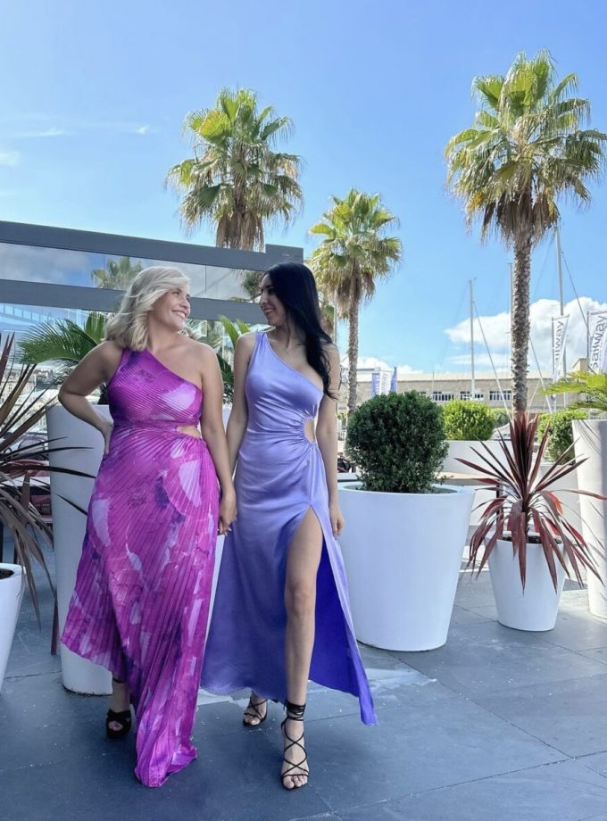 Vestido Asimétrico abertura Cintura