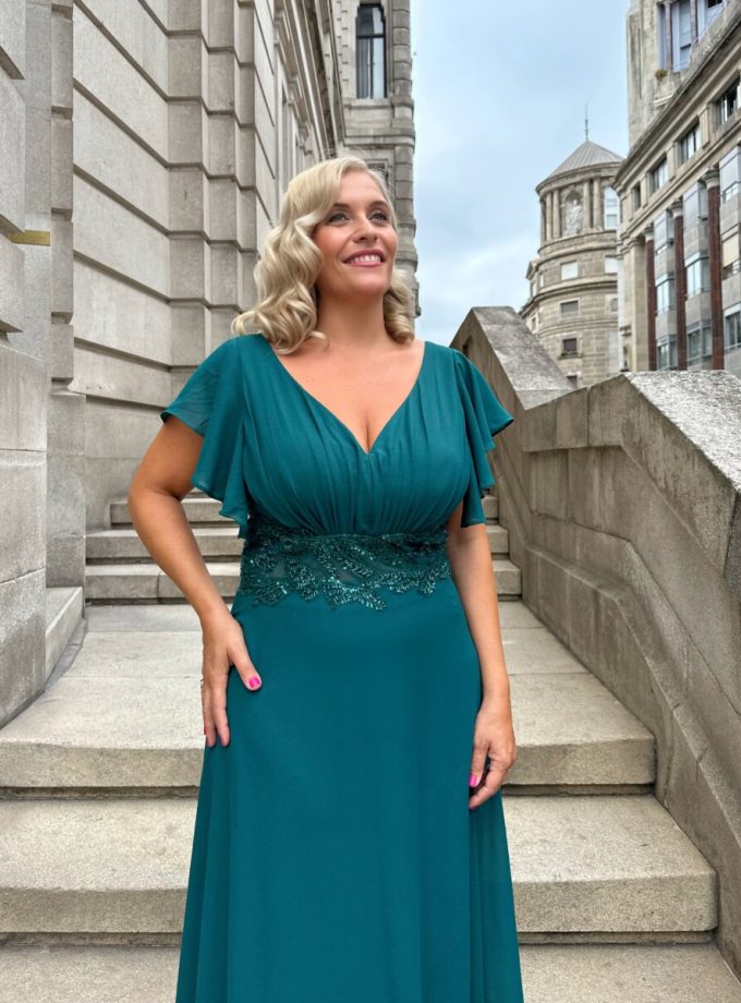 Vestido Curvy Manga Corta