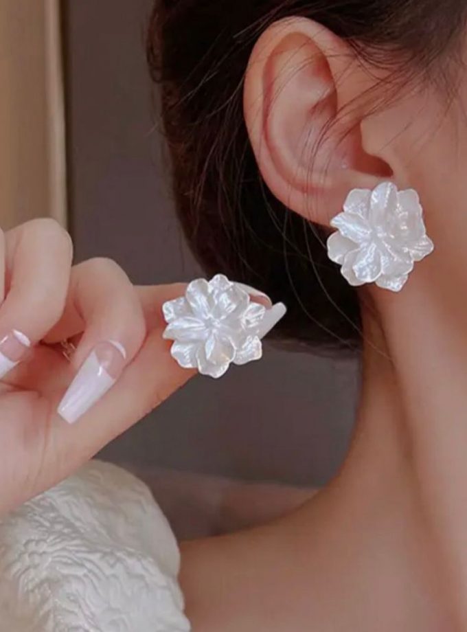 Pendientes Flor Nacarada