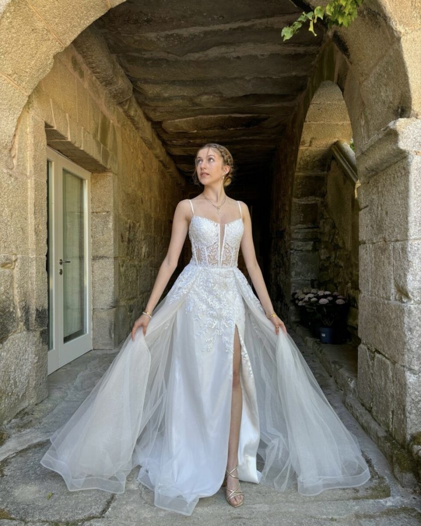 Vestido Tul Sobre Falda Novia