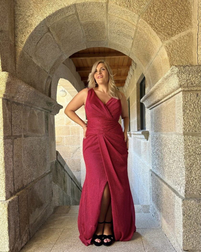 Vestido Sirena Brillos Volante Curvy