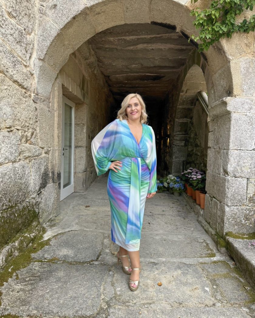 Vestido Estampado Curvy Midi - Imagen 8