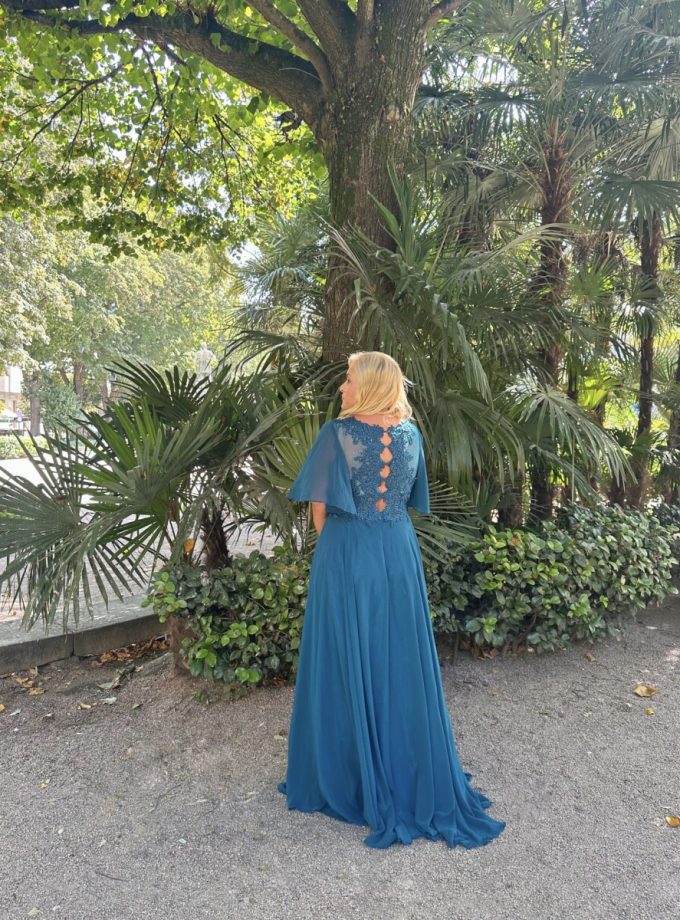 Vestido Encaje Espalda Mangas Curvy