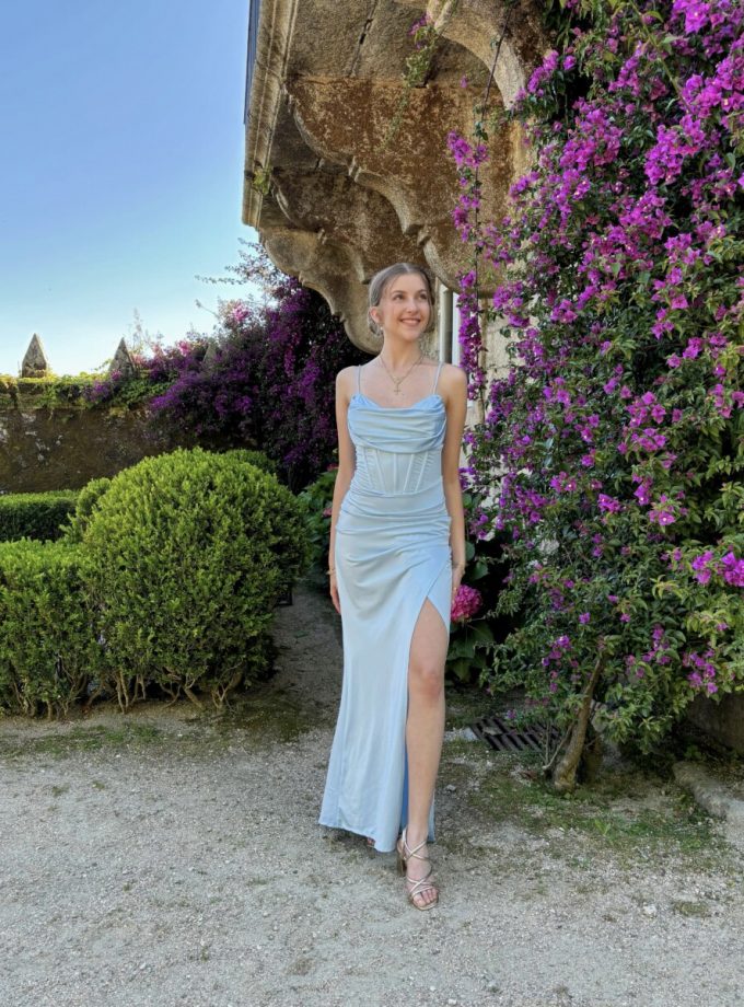 Vestido Seda Varillas